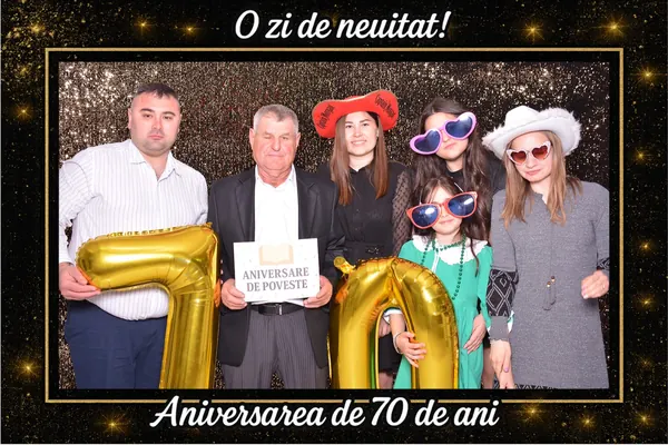 Cabina foto – Aniversarea de 70 de ani – poza 2
